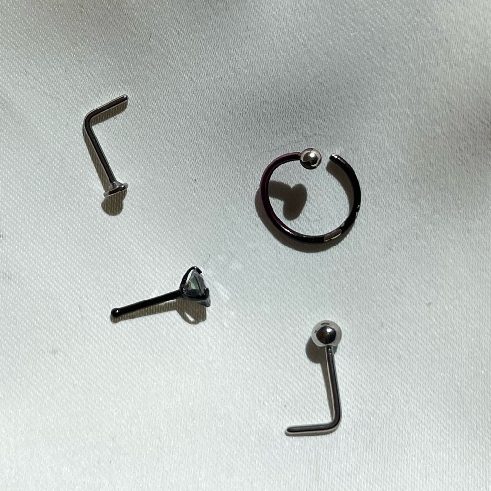 4 Nose Rings